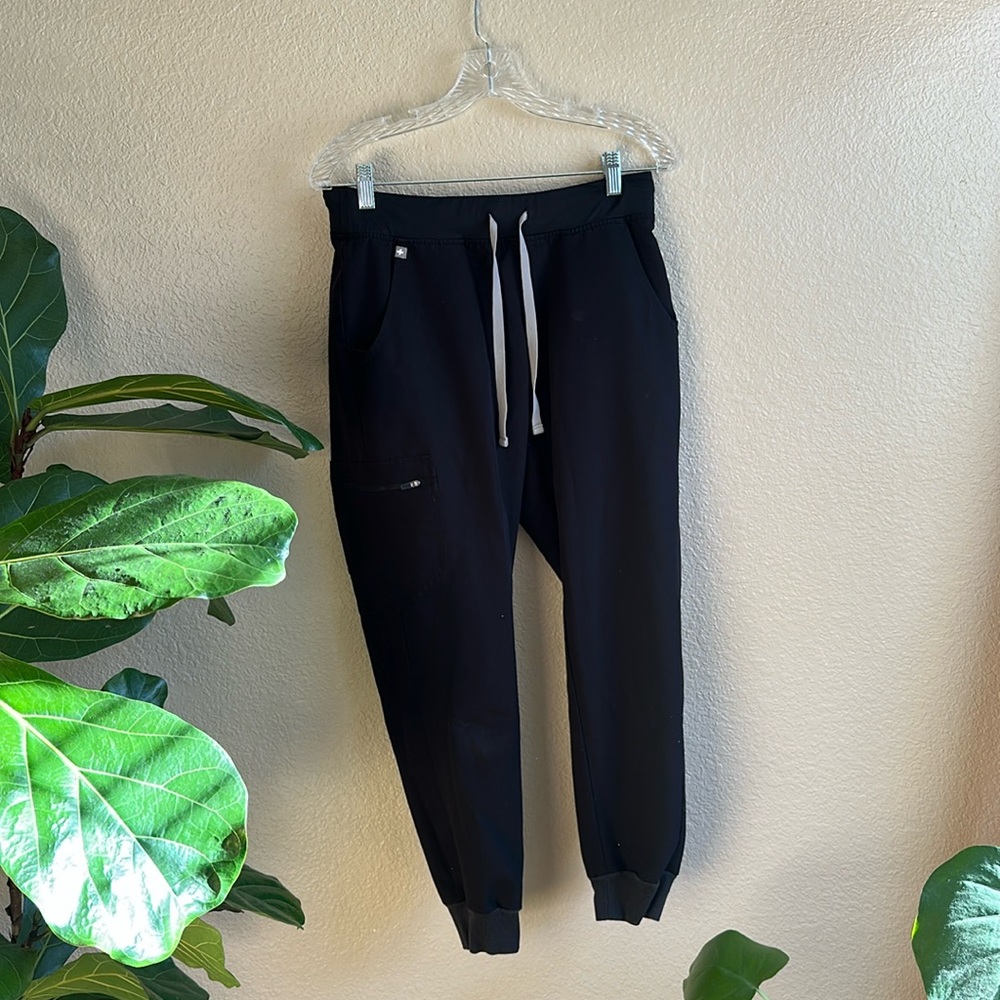 FIGS Black Joggers